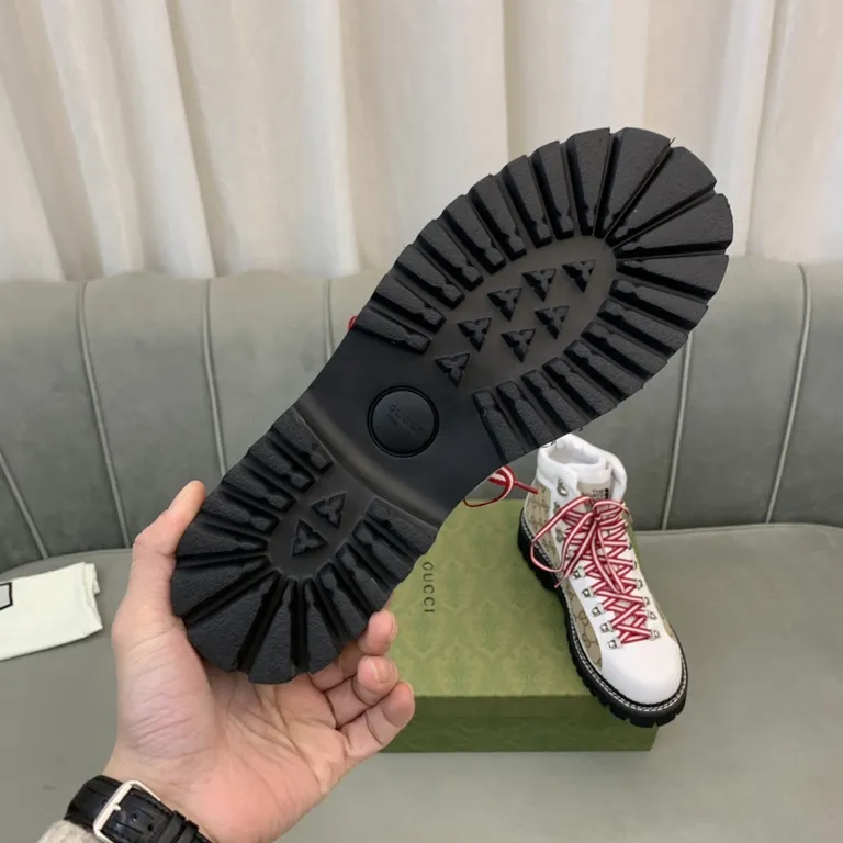 Gucci Shoe 